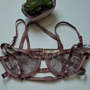 Roma Strappy Lace Bra - Brown